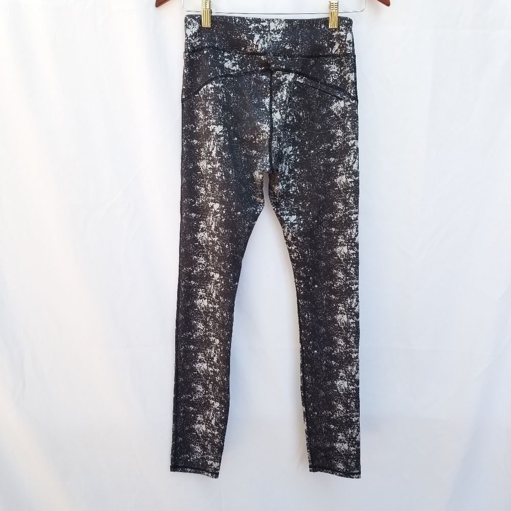 KYODAN Speckled Paint Splatter Design Leggings